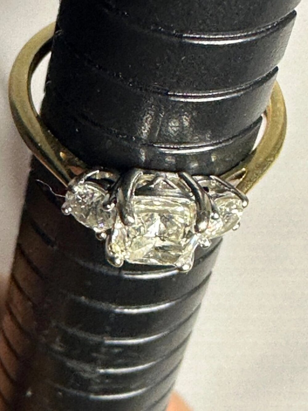 14 kt Yellow Gold 3-Stone 1.375 ctw Cushion Cut I I1 Diamond Engagement Ring